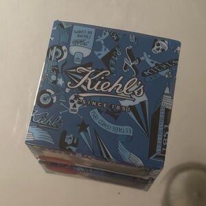 Kiehls Ultimate Man Body Scrub Bar Soap